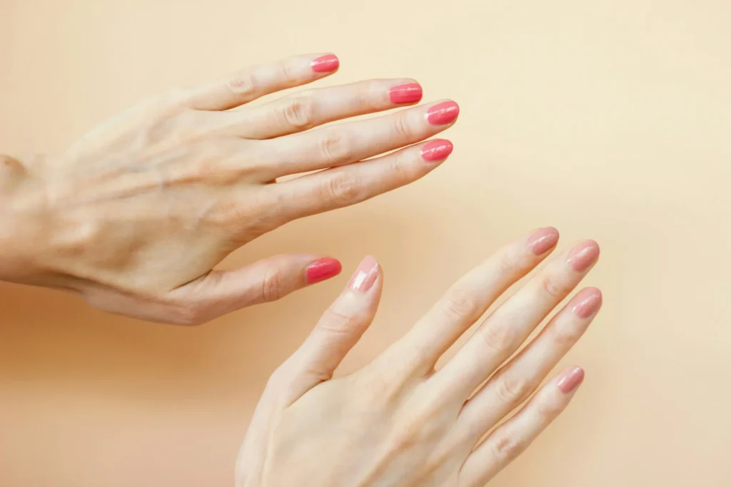 Gel-French-Manicure